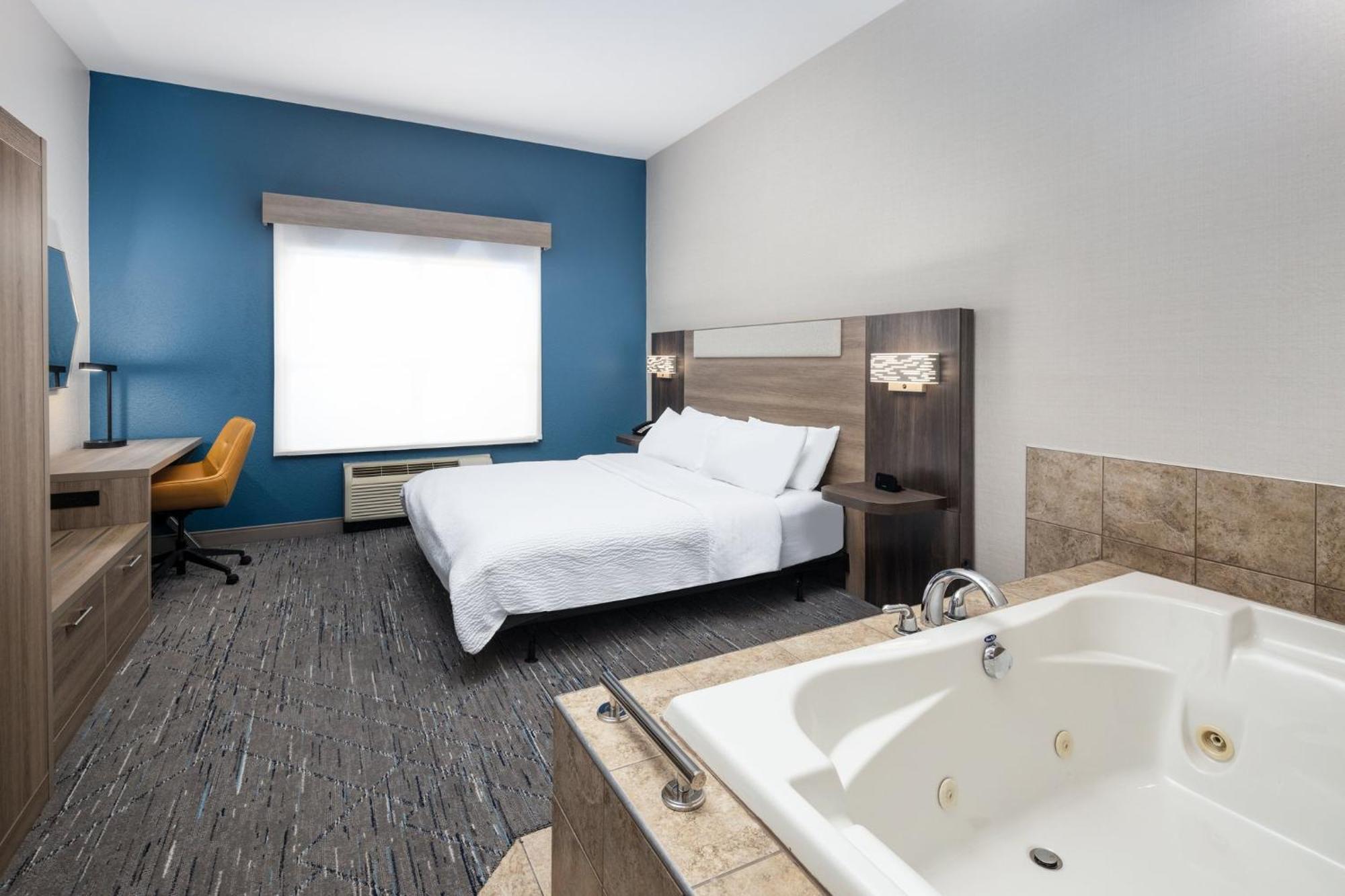Holiday Inn Express & Suites - Green Bay East By Ihg Εξωτερικό φωτογραφία