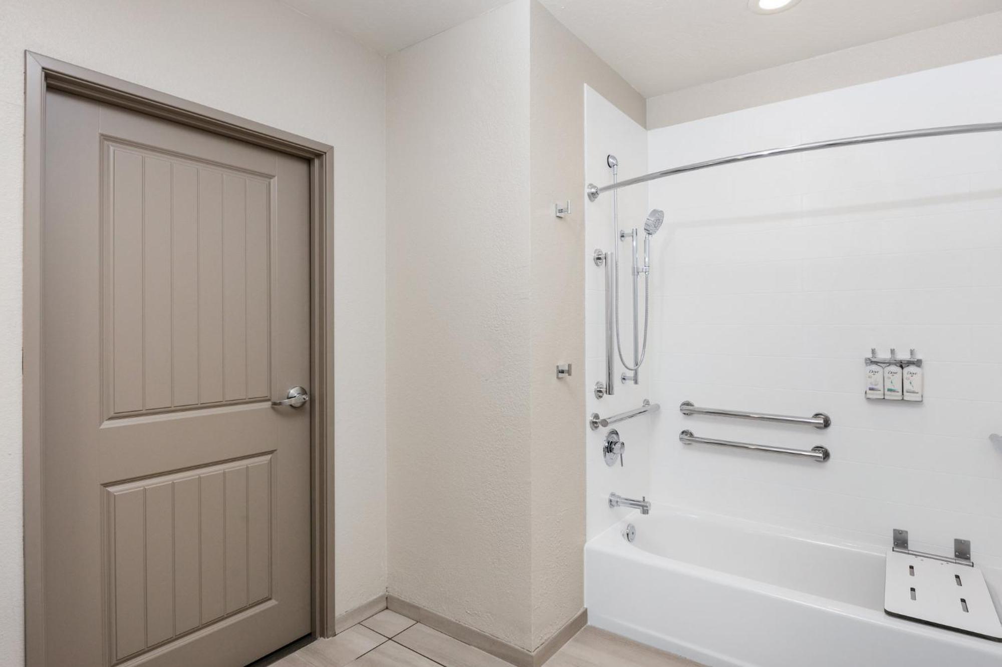 Holiday Inn Express & Suites - Green Bay East By Ihg Εξωτερικό φωτογραφία